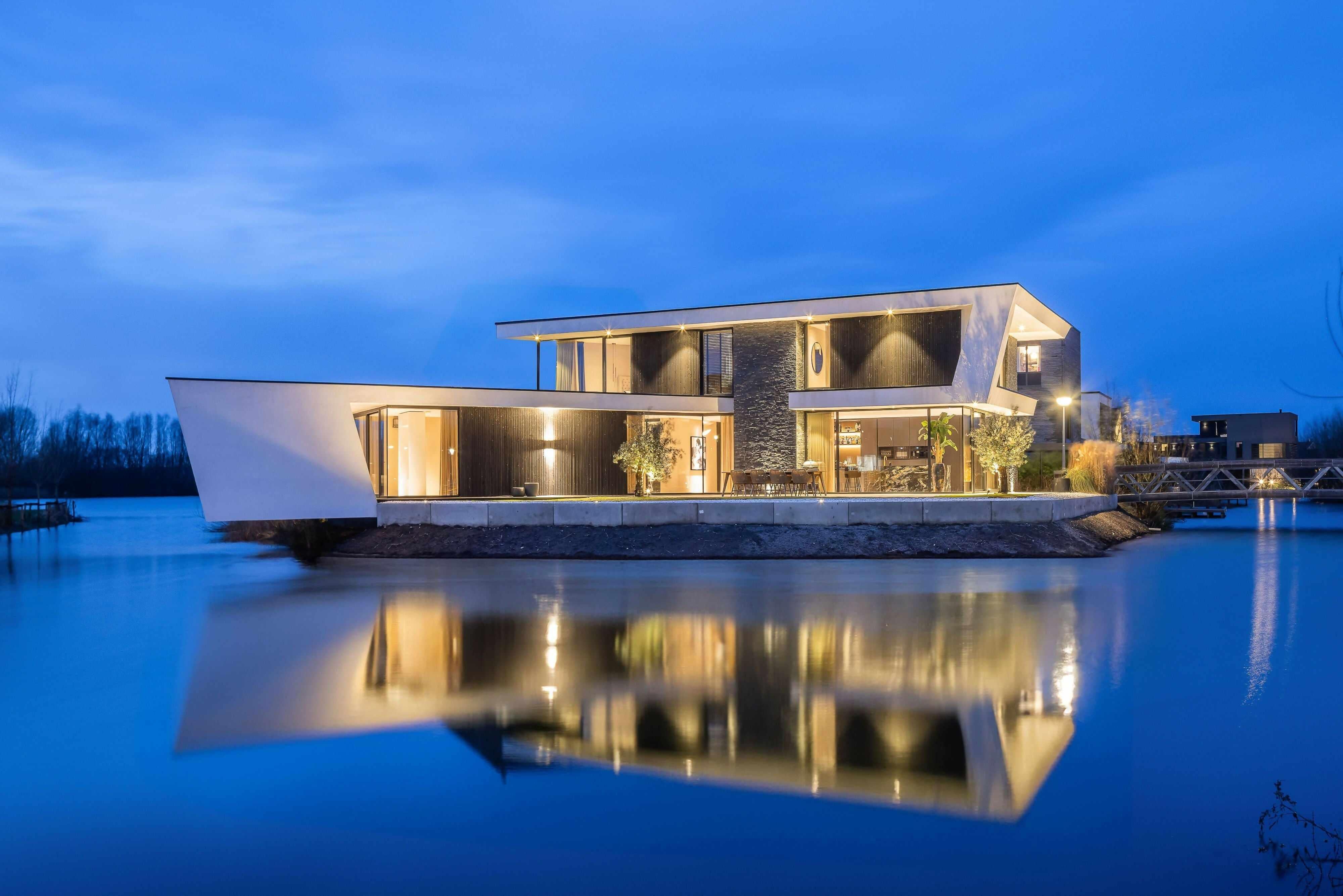 Adembenemende villa met prachtig interieur-Baas architecten-Exterieur-Adembenemende villa met prachtig interieur-OBLY