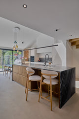 Before & After: Villa Bloemendaal volledig getransformeerd-IJzersterk Interieurontwerp-badkamer renovatie,before after,Bloemendaal,interieur renovatie,leefkeuken,villa renovatie,woning renovatie-OBLY