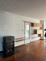 Before & after van een warme moderne woonkeuken en leefruimte-Studio Twentyfour-before and after woning,interieur renovatie,Keuken,maatwerk keuken,moderne woonkeuken,open leefruimte,visgraatvloer,warm modern interieur,woningrenovatie-Before & after moderne woonkeuken en leefruimte renovatie-OBLY