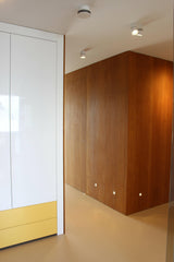 Centraal blok in kunstzinnig appartement-INGE BOUMAN INTERIEUR | ARCHITECTUUR-Badkamer,Boekenkast,Centraal,Kleine ruimte-Centraal blok in kunstzinnig appartement-OBLY