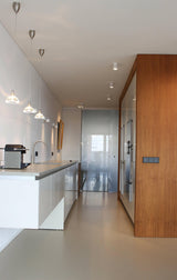 Centraal blok in kunstzinnig appartement-INGE BOUMAN INTERIEUR | ARCHITECTUUR-Badkamer,Boekenkast,Centraal,Kleine ruimte-Centraal blok in kunstzinnig appartement-OBLY