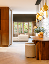 Cozy interieur in een modern jasje-B-TOO-Woonkamer-Cozy interieur in een modern jasje-OBLY