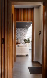 Cozy interieur in een modern jasje-B-TOO-Woonkamer-Cozy interieur in een modern jasje-OBLY