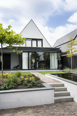 Een Maatwerk Droomhuis met Moderne Inrichting-Wendy Verhaegh Interior Design-woonkamer-Modern Droomhuis, Luxe Interieurontwerp-OBLY