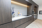 Een keuken waar stijl en functionaliteit samenkomen!-Wolfs Interieur-Keuken-OBLY