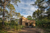 Een licht en vrolijk houten boshuis-Brandvries-boshuis,exterieur,houten woning,moderne architectuur,natuur-Boshuis met grote glaspartijen -OBLY