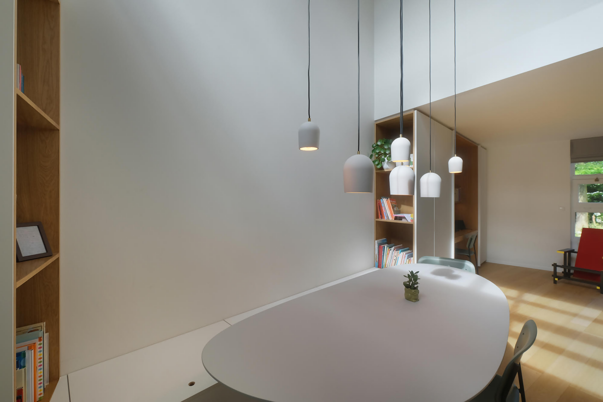 Een maatwerk element zorgt voor eenheid en sfeer-CONCEPT* CLOUDT-Eetkamer,Interieur,Keuken,Maatwerk interieur,Woonkamer-maatwerk element zorgt voor eenheid en sfeer-OBLY