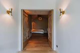 Eiken taatsdeur met custom made design-INDU DOORS-custom design,eikenhout,luxe afwerking,moderne deuren,Taatsdeur,Woonkamer-Eiken taatsdeur met custom made design van Indu Doors-OBLY