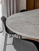 Elegant Maatwerkinterieur-OBLY-Keuken,Slaapkamer-Warmte en Moderne Luxe in Perfecte Harmonie-OBLY