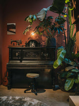 Escape Amsterdam - Unieke vibe in het hart van Amsterdam-OBLY-Interieurdesign,Luxe interieur,Woonkamer-Loftwoning vol karakter door Jeroen de Nijs-OBLY