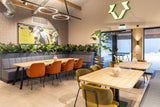 Nieuwbouwkantoor met industriële uitstraling en maatwerk interieur