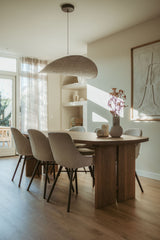 Maatwerk keuken met houten boogdeur