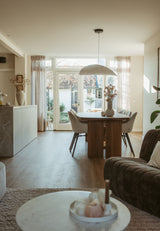 Maatwerk keuken met houten boogdeur