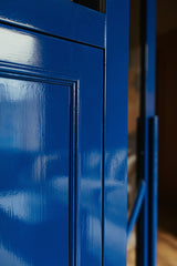 Houten boogdeur en voordeur op maat