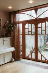 Houten boogdeur en voordeur op maat