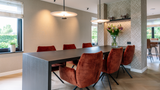 Harmonieus interieur met maatwerk-HUIBERS bureau-Interieurarchitectuur,Maatwerk interieur,Woonkamer-Luxe Interieurontwerp met Maatwerk, Marmer & Eikenhout-OBLY