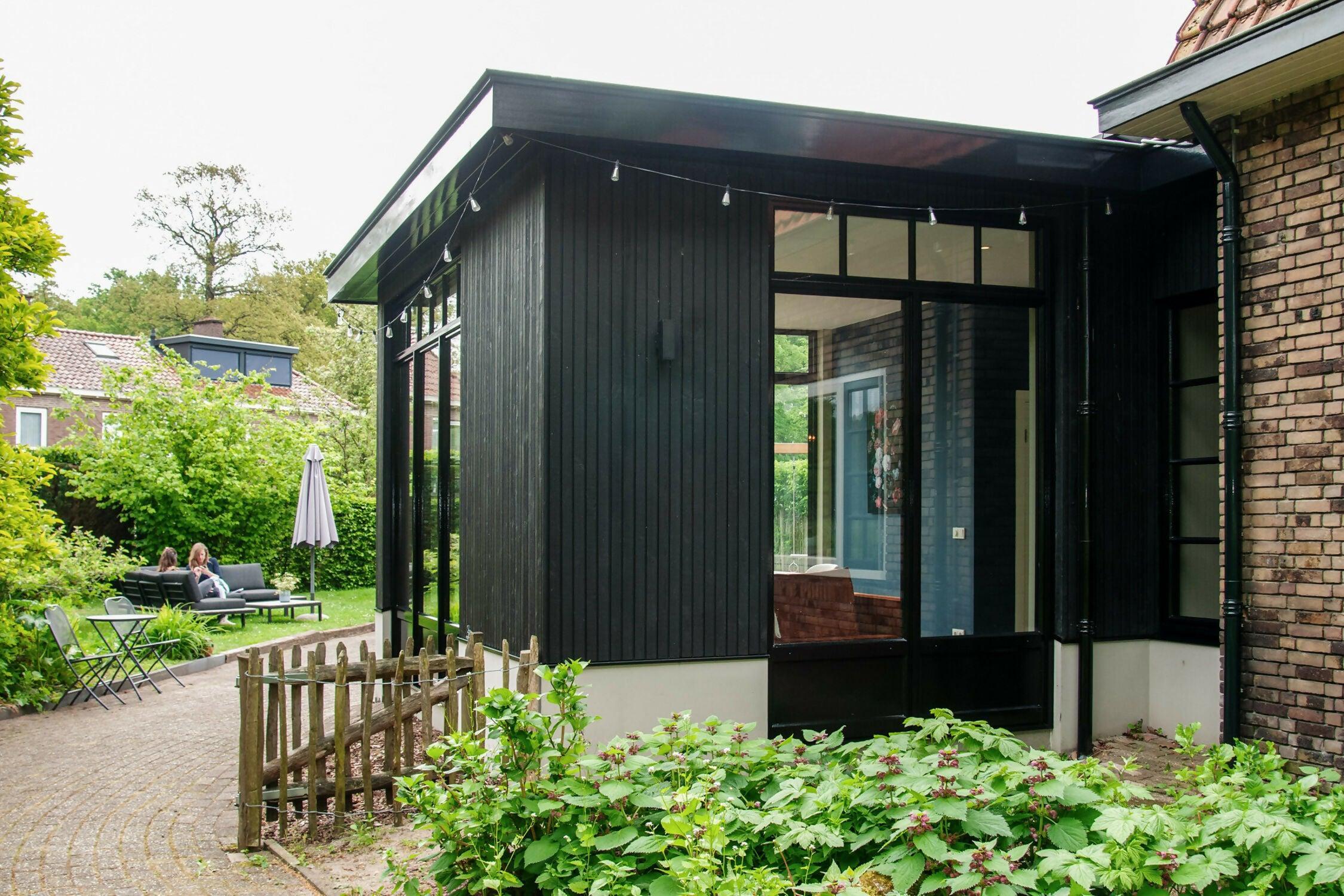 Hedendaagse uitbouw bij jaren ’30 woning-BRANDVRIES – architectuur collectief-Aanbouw,Jaren30woning,Keuken,Villa,Woonkamer-OBLY