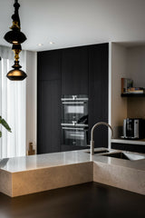 Hotel Chique interieur voor nieuwbouw appartement-OBLY-Hotel Chique Appartement | Luxe Interieurontwerp met Visgraatvloer-OBLY