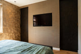 Warm familiehuis met maatwerk interieur van massief hout