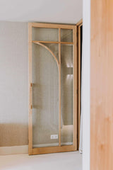 Indu Doors dubbele eiken deur met glas organische vorm-INDU DOORS-dubbele deur,eikenhout,glazen deur,luxe afwerking-Dubbele eiken deur met glas organische vorm-OBLY