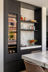 Jaren 30 woning met moderne aanbouw en luxe interieur-INGE VAN POPPEL INTERIEURARCHITECTUUR-Aanbouw,Badkamer inspiratie,Huis verbouwen,Interieurarchitectuur,Interieurontwerp,jaren 30 woning,Keuken inspiratie,Maatwerk interieur,maatwerk keuken,moderne woning,uitbouw,Woningrenovatie,woonkamer inspiratie,woonkeuken-Jaren 30 woning met moderne aanbouw en interieur | Breda-OBLY