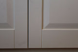 Klassieke maatwerkkast met geïntegreerde tv-MEES Meubels & Interieurs-#inbouwkast,#interieurbouw,#interieurdesign,#kastopmaat,#maatwerkinterieur,#maatwerkkast,#maatwerkmeubels,#moderneinrichting,#tvmeubelopmaat,#woonkamerinterieur,Woonkamer-OBLY