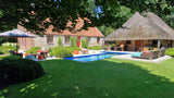 Landelijke Tuin met Verouderde Travertin Apulia Ivory-Van den Heuvel & Van Duuren-landelijke tuin,luxe tuin ontwerp,Tuin,tuin met zwembad,tuin met zwembad en terras,zwembad met natuursteen-OBLY