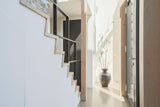 Licht, karakter en comfort in een moderne schuurwoning-Brobbel Interieur-licht interieur ontwerp,moderne woning interieur,moderne woonkamer,moderne woonkeuken,open woonkamer met keuken,schuurwoning interieur,woonkamer-Licht, leefbaar en modern: eigentijdse schuurwoning-OBLY