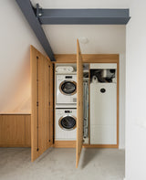 Luxe slaapkamer en badkamer met maatwerk-Witteveen interieur architecten-badkamer en slaapkamer combinatie,complete woninginrichting,gezinswoning inspiratie,houten interieur,inloopkast op maat,Slaapkamer,Woonkamer-Lichte Gezinswoning met Maatwerk Interieur -OBLY