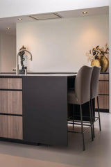 Luxe Woonkamer met Open Haard en En-suite Master Bedroom met Uitzicht-OBLY-ensuite,Keuken,Openhaard,Woonkamer-OBLY