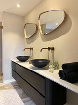 Luxe badkamer & gastenverblijf met badkamer ensuite-Studio Roos-Badkamer-Luxe Interieur door Studio Roos: Boutique Hotelgevoel Thuis-OBLY