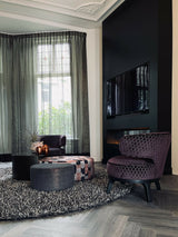 Luxe inloopkast met maatwerkkasten en chandelier-L4 Elvire-woonkamer-Luxe inloopkast met maatwerk & chandelier | STUDIO L4 Interieur-OBLY