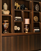 Luxe maatwerk keuken met donkere houtafwerking-voermans-design keuken,donker houten keuken,Keuken,luxe keuken,maatwerk keuken,moderne keuken-Luxe maatwerk keuken met kookeiland | Donker hout interieur-OBLY