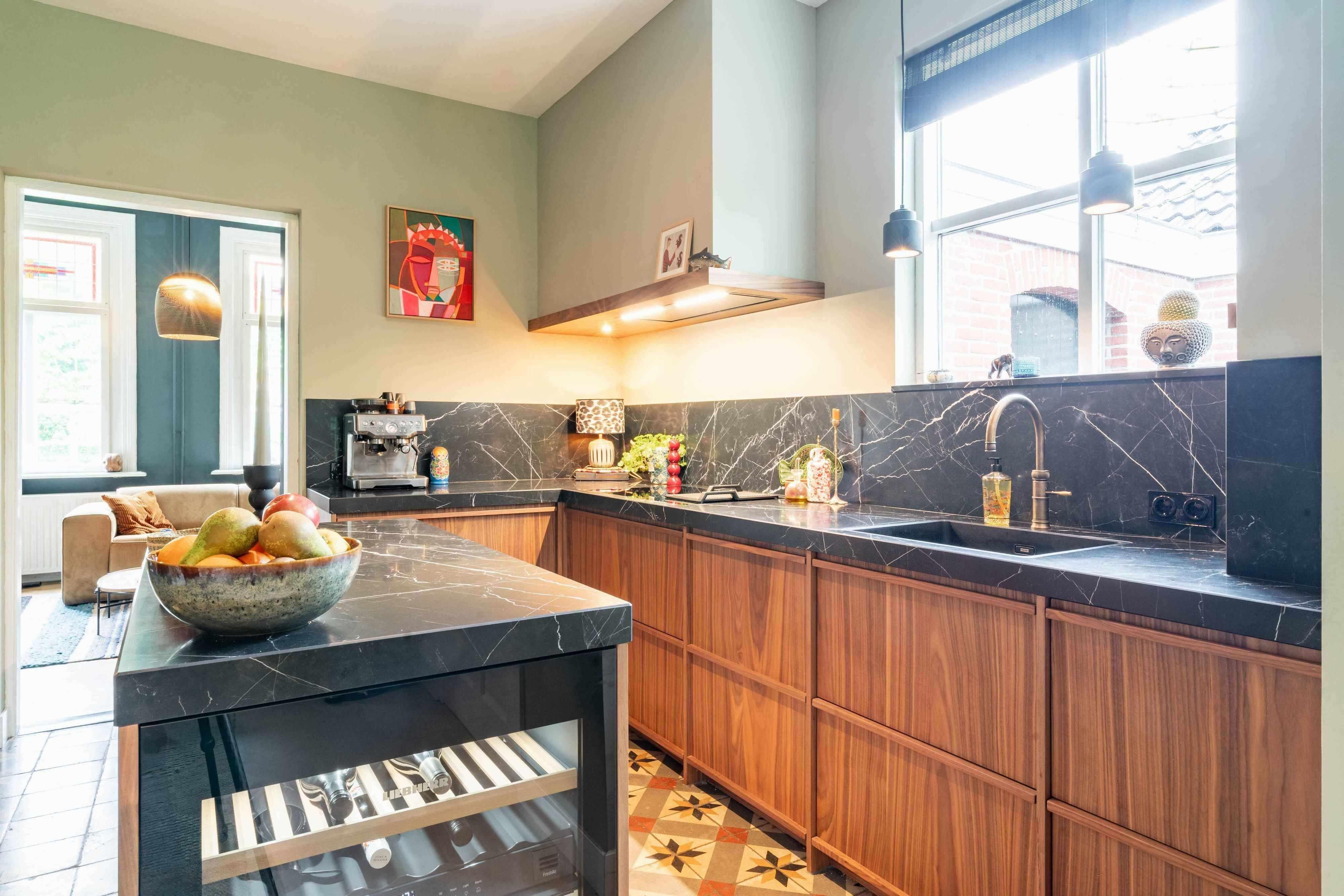 Luxe maatwerkkeuken met Maccagno fronten-Mereno-Keuken-Luxe Keuken met Maccagno Fronten | Maatwerk & Hoogwaardige Apparatuur-OBLY