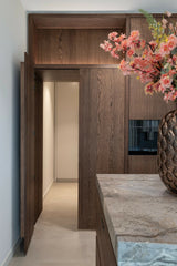 Luxe villa in Koudekerk-Meubellen-donker eiken,luxe interieur,maatwerk interieur,modern interieur-Maatwerk Interieur in Donker Eikenhout-OBLY