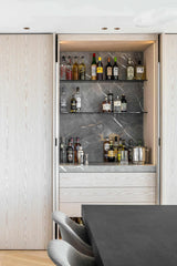 Luxueus verlicht appartement-Lichtadvies 010-Designverlichting interieur,eetkamer,Exclusief appartement,Modern lichtontwerp,Sfeervolle woonverlichting,Studio van der Poort,Verlichtingsplan op maat-luxueus-verlicht-appartement-OBLY