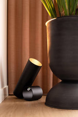 MAATWERK WOONKAMER ROTTERDAMSE NIEUWBOUWWONING MET DIERLIJKE AANTREKKINGSKRACHT-1001 PROJECTS | FELICE STAHLIE-keuken,woonkamer-NIEUWBOUWWONING MET DIERLIJKE AANTREKKINGSKRACHT-OBLY