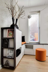 MAATWERK WOONKAMER ROTTERDAMSE NIEUWBOUWWONING MET DIERLIJKE AANTREKKINGSKRACHT-1001 PROJECTS | FELICE STAHLIE-keuken,woonkamer-NIEUWBOUWWONING MET DIERLIJKE AANTREKKINGSKRACHT-OBLY