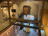 Maatwerk Glas | Beloopbaar Glas, Balustrades & Deuren op Maat-Overveld Glas-Glasdesign,Interieur,keuken met vide,lichte woonkamer,moderne woonkamer,open keuken woonkamer,woonkamer met vide-OBLY