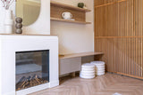 Maatwerk interieur met houten lattenwand en haard-studio stylez-design-interieur,eiken-vloer,haardombouw,houtaccenten,houten-lattenwand,interieur-op-maat,lattenwand,maatwerk-interieur,maatwerk-kastenwand,moderne-woning,visgraat-vloer,Woonkamer-Maatwerk interieur met houten lattenwand-OBLY