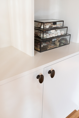 Maatwerk kasten met massief eiken details-fehres-design kast,eiken kast,interieur maatwerk,kastenwand op maat,maatwerk meubel,opbergkast op maat-Maatwerk kasten met eiken details | Fehres-OBLY