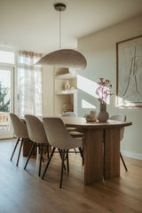 Maatwerk keuken met houten boogdeur-archidoors-Boogdeur,Boogdeur met glas,eiken,Eiken keuken,eikendesign,Houten binnendeur,Houten boogdeur,interieur design,Interieurproject,Keuken,Keuken inspiratie,Keuken op maat,Minimalistisch interieur,Totaalconcept-OBLY