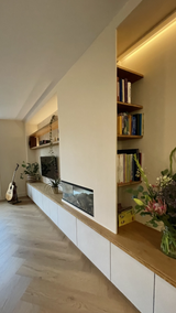 Maatwerk keuken met kookeiland-Lin design-appartement-interieur,appartement-renovatie,interieur-renovatie,keuken-verplaatsen,nieuwe-indeling-appartement,open-keuken,renovatie-keizersgracht,woning-verbouwing,woonkamer-interieur-extra slaapkamer en nieuwe indeling appartement-OBLY
