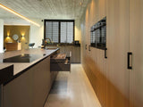 Matte Keuken met Walnoot Fineer en Fenix Fronten-OBLY-Matte Keuken met Walnoot Fineer en Fenix Fronten | Modern & Luxe Desig-OBLY