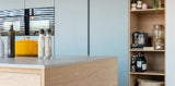 Milano keuken met fjordgroene kastenwand-Vloerenhuis Amsterdam-Keuken-Milano eiken fineer keuken met fjordgroene kastenwand-OBLY