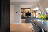 Modern Woonkamerinterieur met Luxe Maatwerk Kast-lcarchitects-Woonkamer-OBLY
