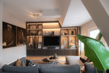 Modern Woonkamerinterieur met Luxe Maatwerk Kast-lcarchitects-Woonkamer-OBLY