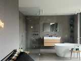 Modern interieur met vloeiende overgangen tussen functies-Loom Architecten-badkamer en slaapkamer combinatie,glas en licht,interieur renovatie,minimalistisch wonen,moderne keuken,open interieur,open plattegrond,ruimtelijk ontwerp,Slaapkamer-Open interieur met badkamer en keuken | Licht en ruimte-OBLY