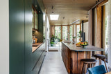 Moderne Villa in het Bos | Duurzame Architectuur met Hout & Glas-Prowood-duurzame villa,Exterieur,Exterieur vrijstaand,houten villa,moderne architectuur woning,moderne villa,villa,villa in het bos,villa met hout en glas,villa met veel glas-Moderne Villa in het Bos | Architectuur met Hout & Glas-OBLY