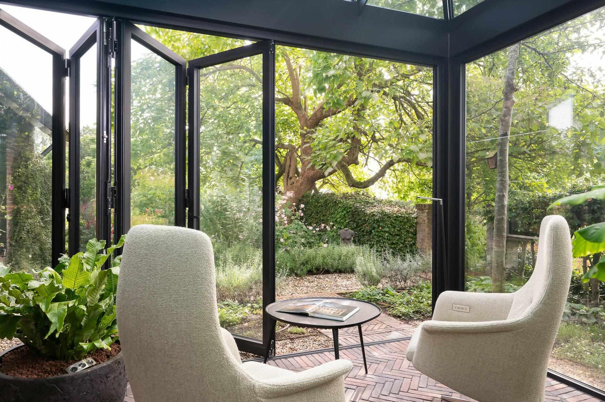 Moderne orangerie-Busscher Serrebouw-Aanbouw,glazen orangerie,moderne orangerie,orangerie aanbouw,orangerie met staal,tuinorangerie-Moderne orangerie-OBLY